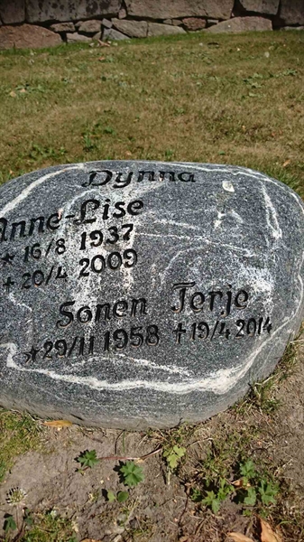 Grave number: LG 004  0005
