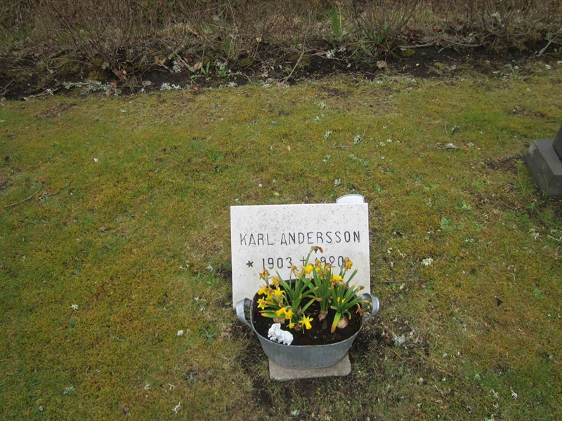 Grave number: 07 F    9