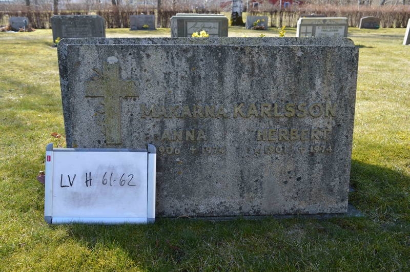 Grave number: LV H    61, 62