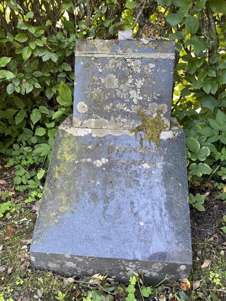 Grave number: 1 P1    30