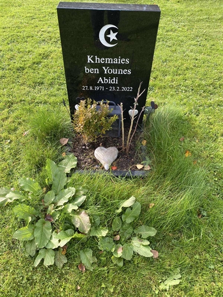 Gravnummer: 2 G    65