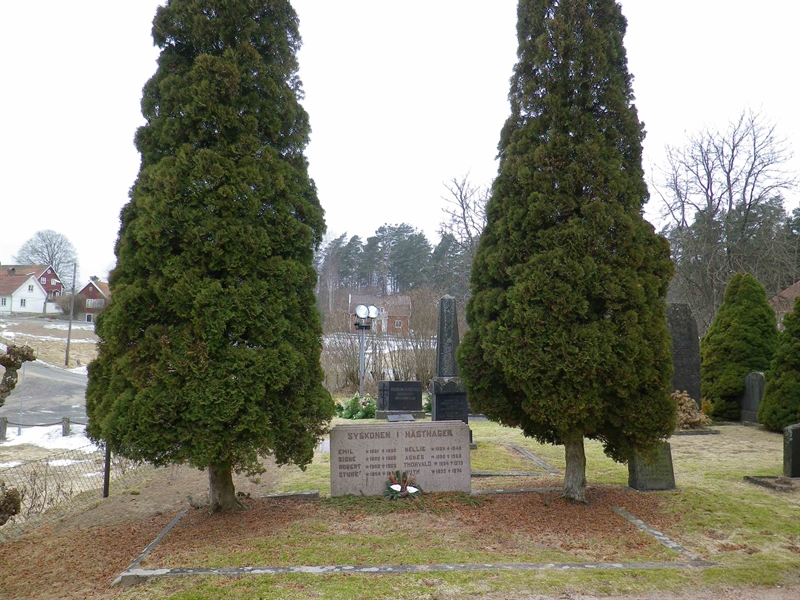 Grave number: VI H    41, 42, 43