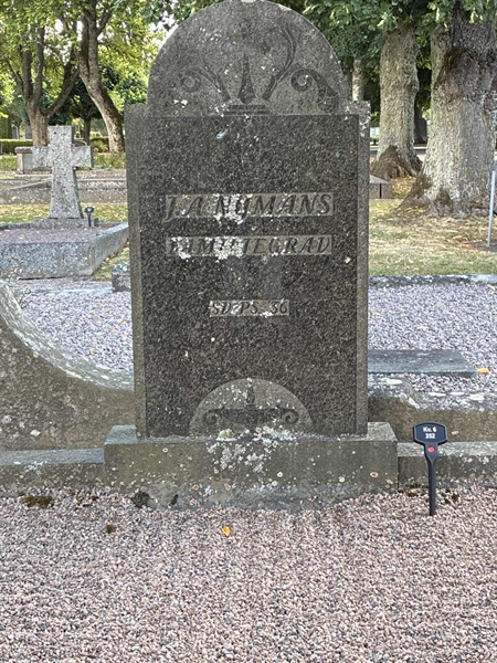 Grave number: 33 6   252