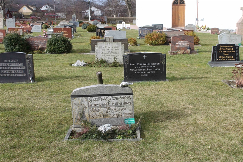 Grave number: ÖKK 6   338, 339
