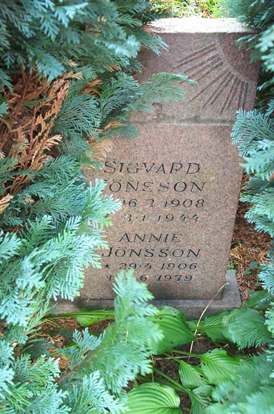Grave number: BNB 6A   161