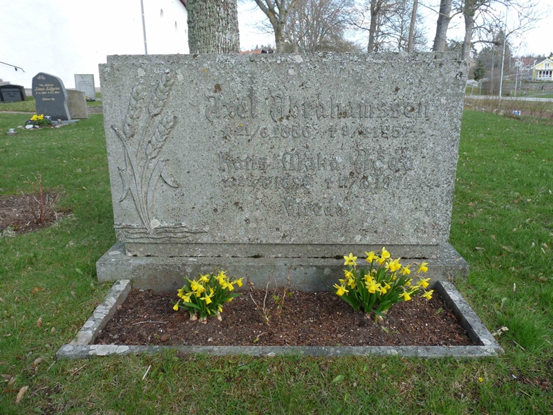Grave number: LE 5   49