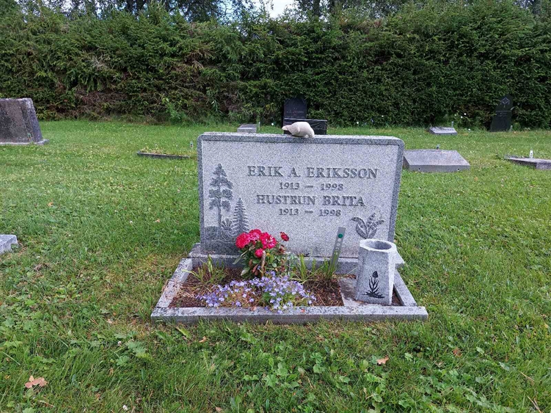 Grave number: SK 3    51