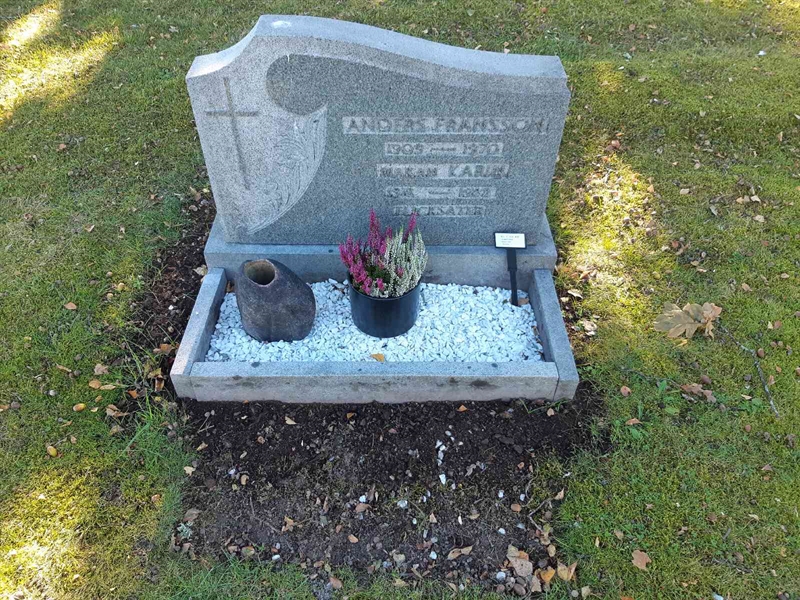 Hautatunnus: Fr 7   421-422b