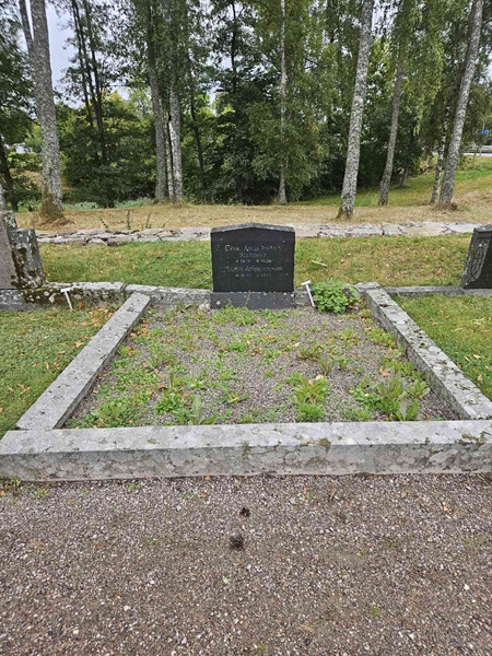 Grave number: Fr 2    29-30
