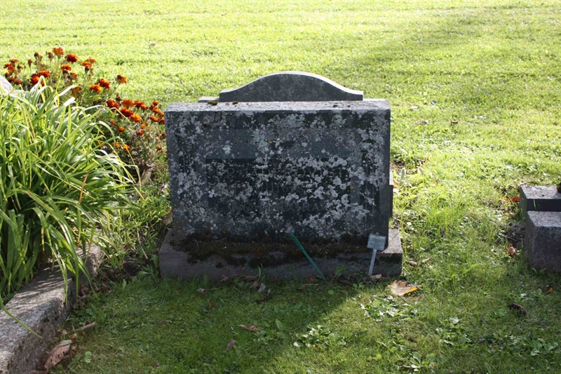 Grave number: 1 K F  144