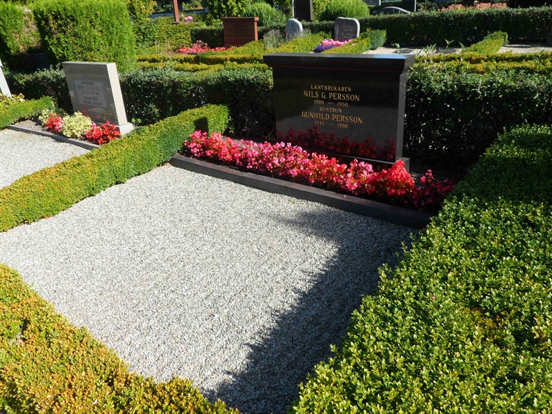 Grave number: HNK F    60
