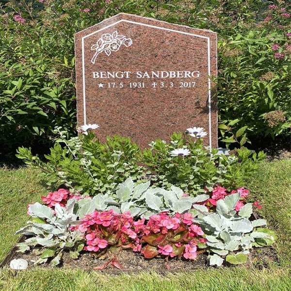 Grave number: 1 T    71