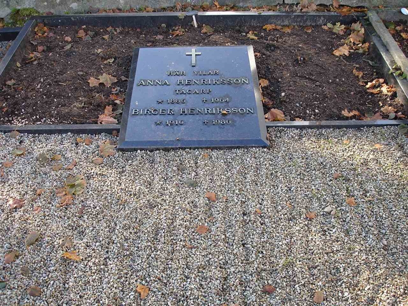 Grave number: FG N    16