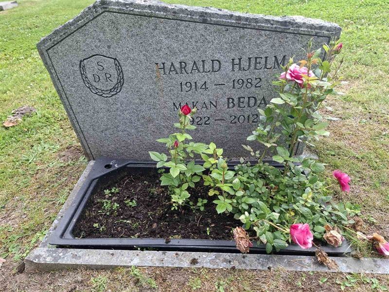 Grave number: 001 2  1531