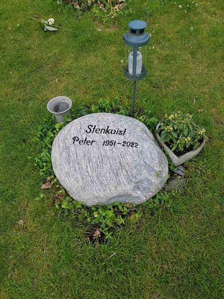 Grave number: 01  1970