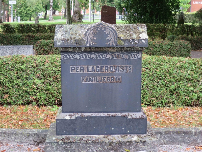 Grave number: HÖB 2    46