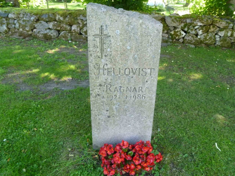 Grave number: ROG J   32, 33