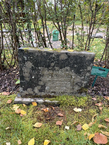 Grave number: 4 01 12     1-4