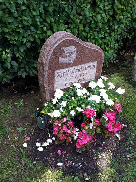 Hautatunnus: NK F D   457