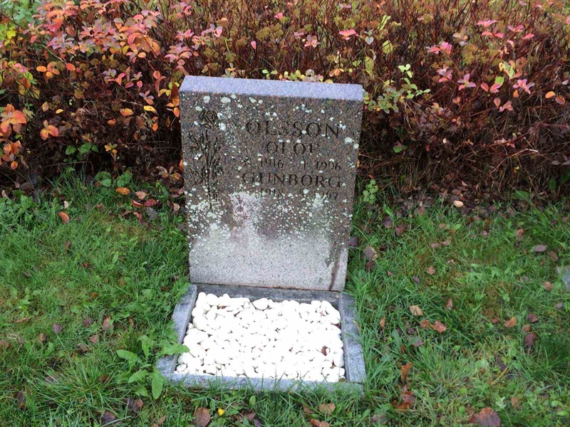 Grave number: 3 1562