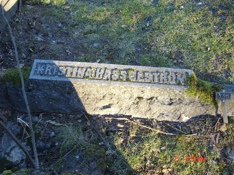 Grave number: B G  661