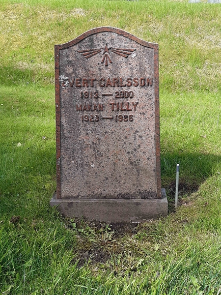 Grave number: KA 11     7