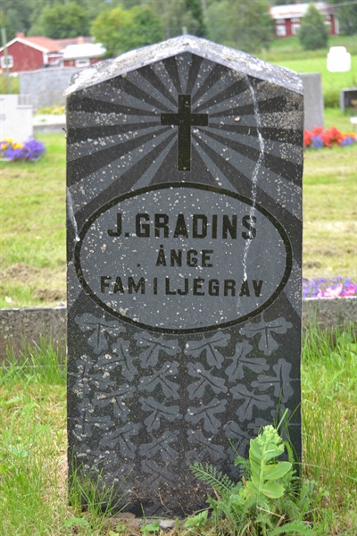 Grave number: 1 G   608