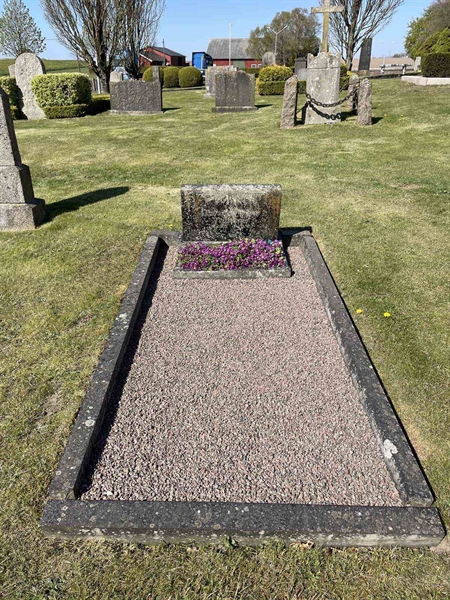 Grave number: EK A 2    40