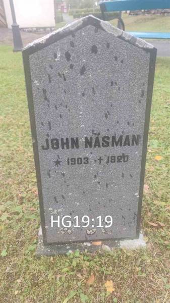 Grave number: HG 19    19