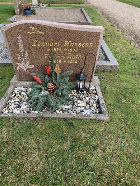 Grave number: H 005  0154