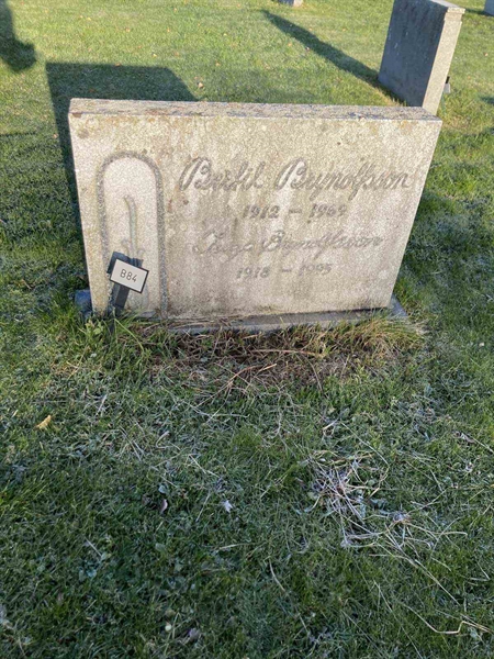 Grave number: 1 NB    84