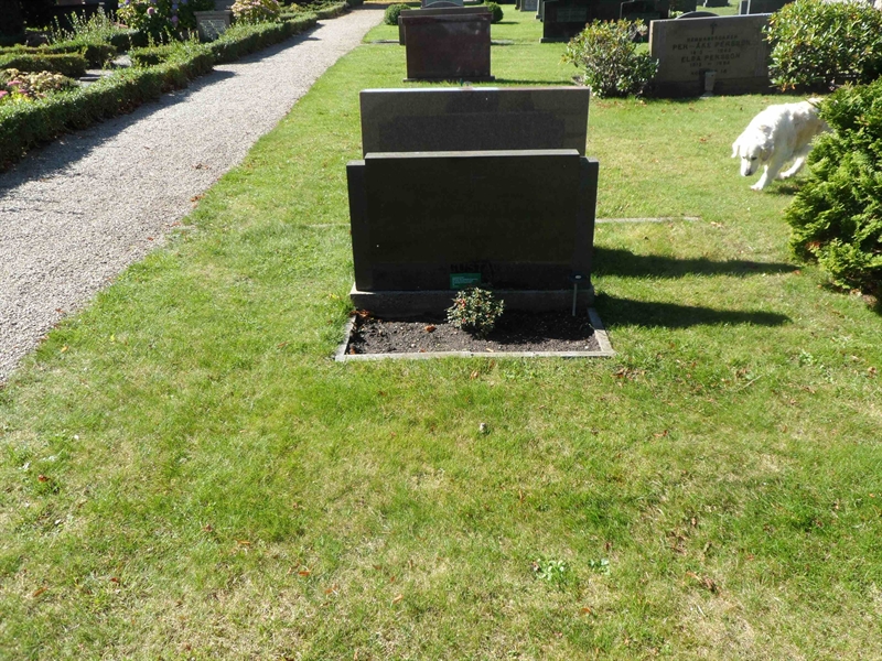 Grave number: SK K    15, 16