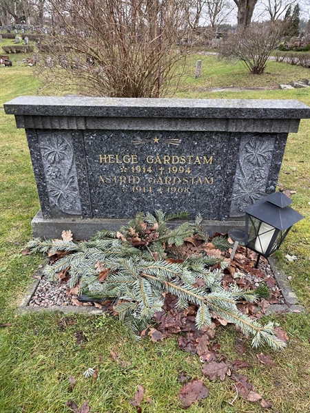 Grave number: Lax mell Kv4 4+5
