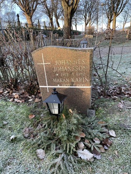 Hautatunnus: H 9    74-75