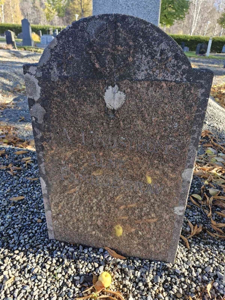 Grave number: AK B  2340-2342