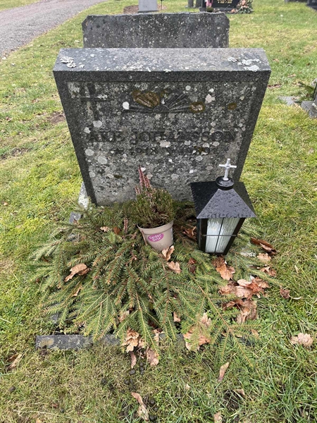 Grave number: Lax mell Kv3 49