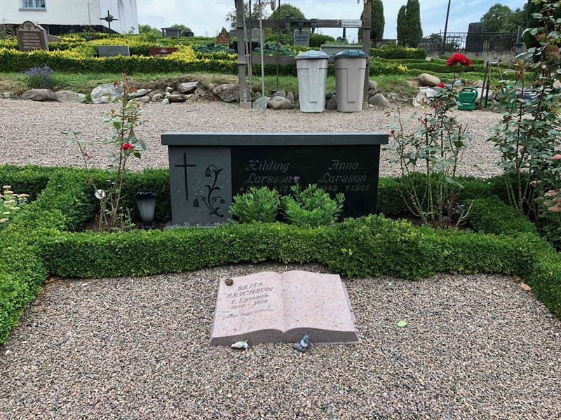 Grave number: Kå 05     5, 6