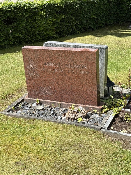 Grave number: SKF G    38