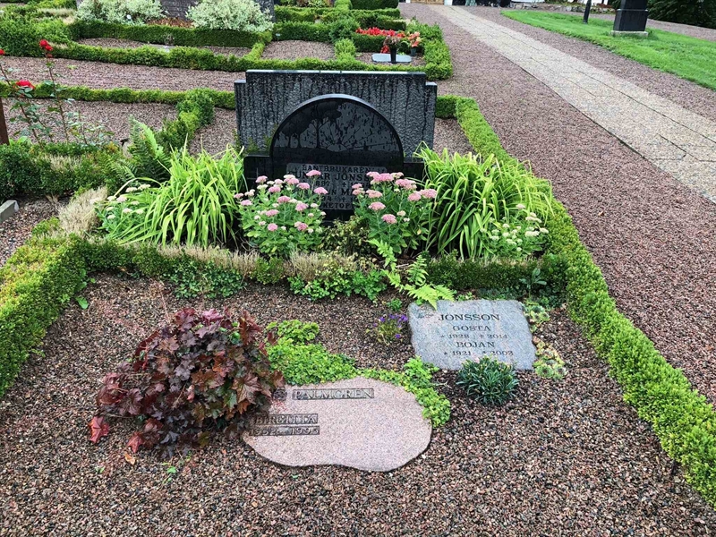 Grave number: Kå 41    24, 25