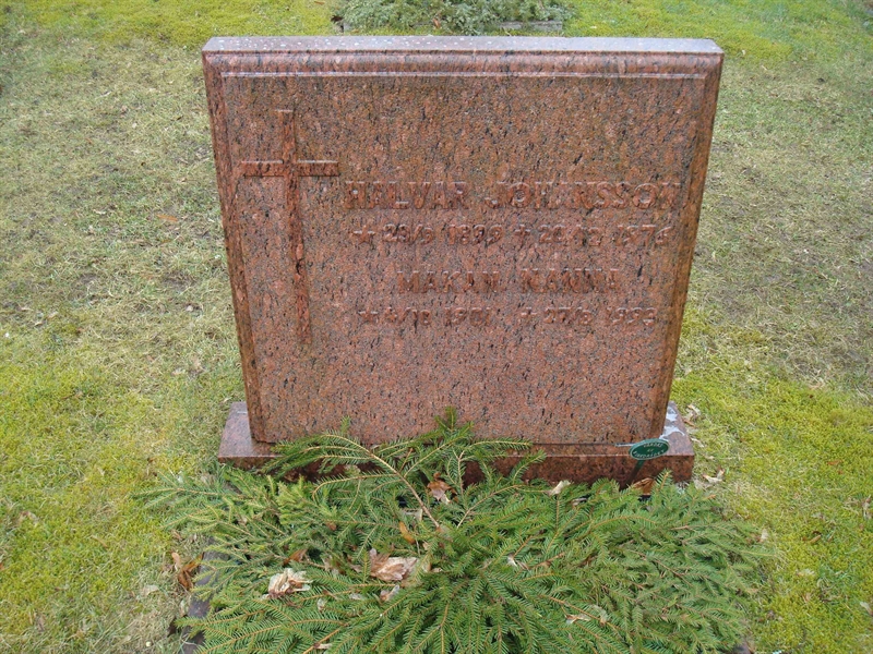 Grave number: BR D   297, 298
