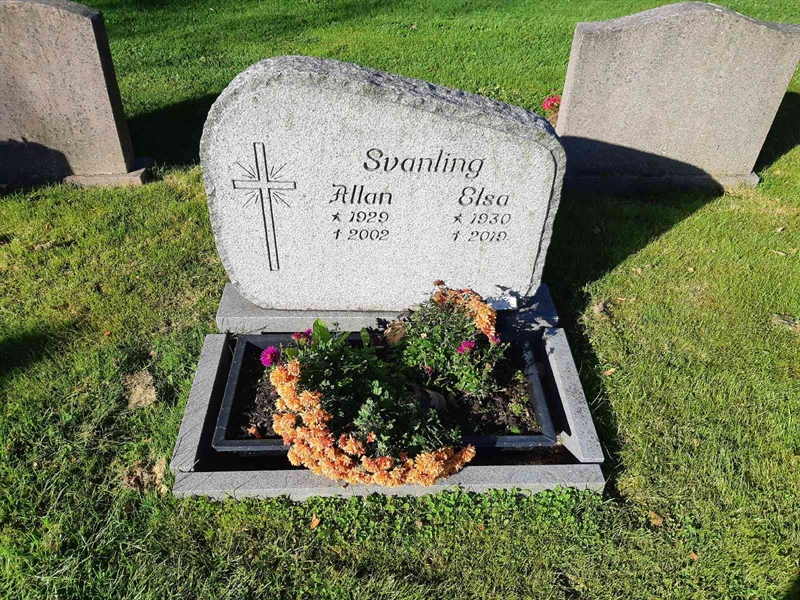 Grave number: Fr 8   164-165