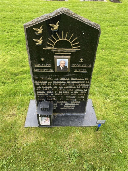 Hautatunnus: 2 C   536-537