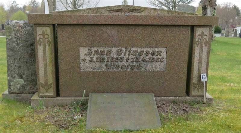 Grave number: 01 C   264, 265