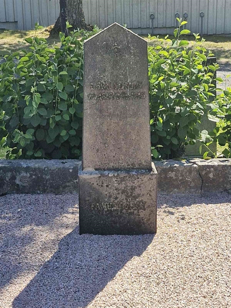 Hautatunnus: 1 SÖDRA 3B
