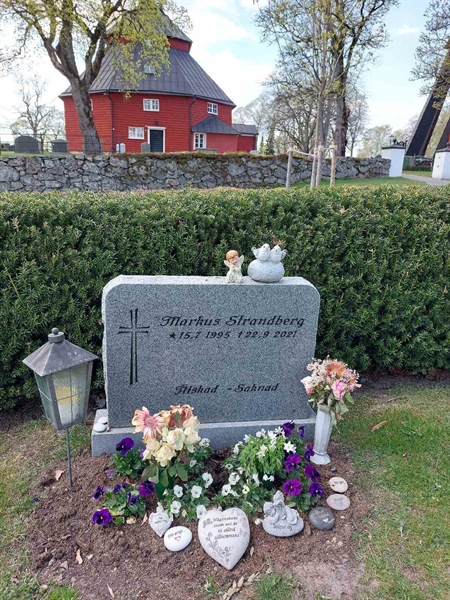 Grave number: HÖ 10   62