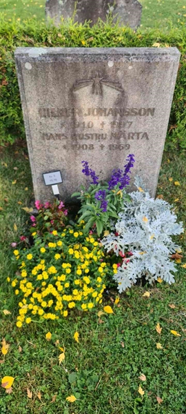 Grave number: M G  115, 116