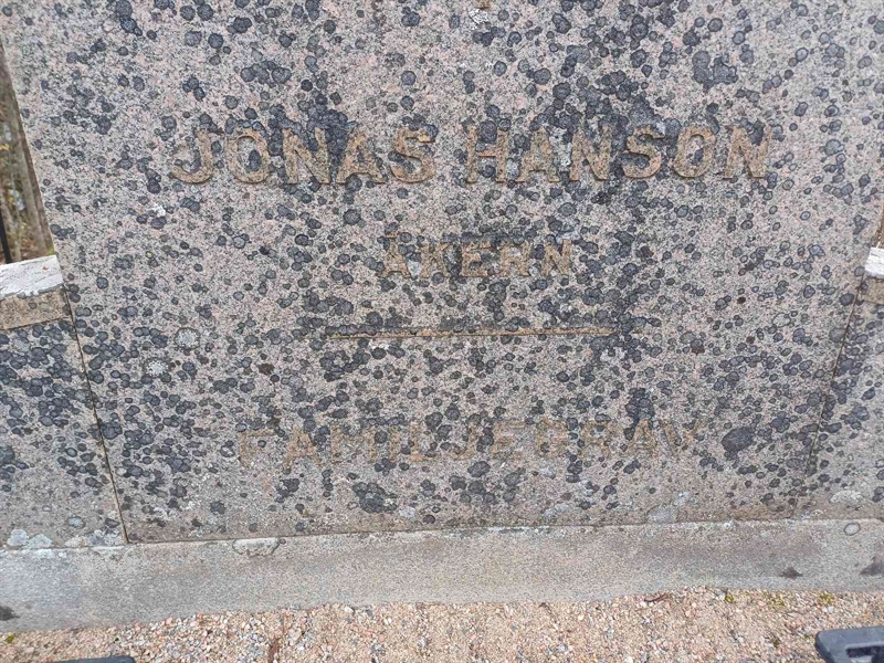 Grave number: JÄ 1 A 1860, 1861, 1862