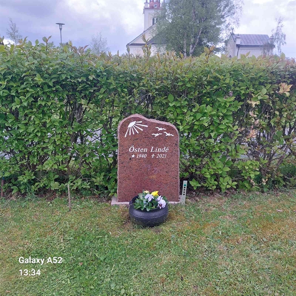 Grave number: Å L     3, 4