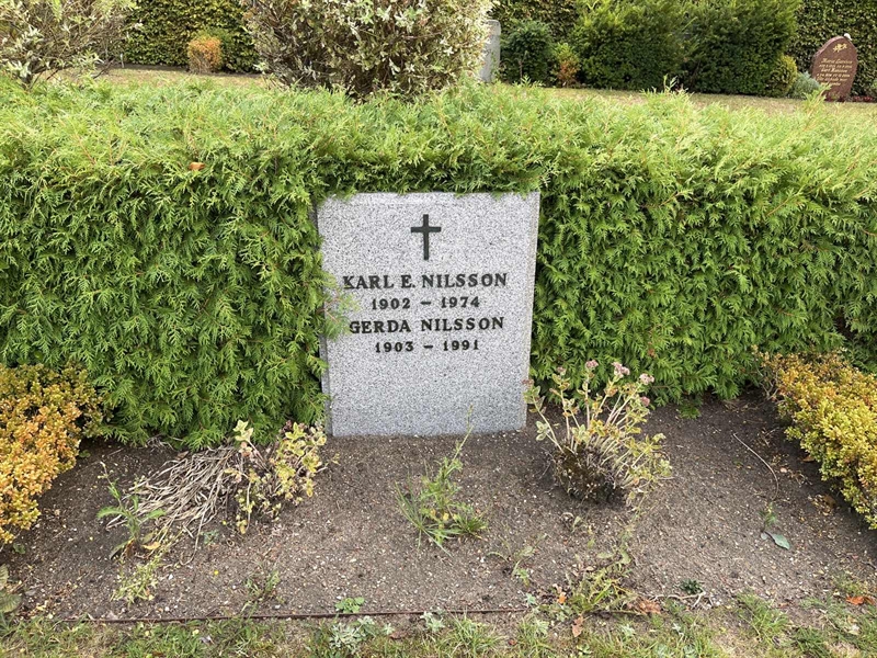 Grave number: NK XIV    81
