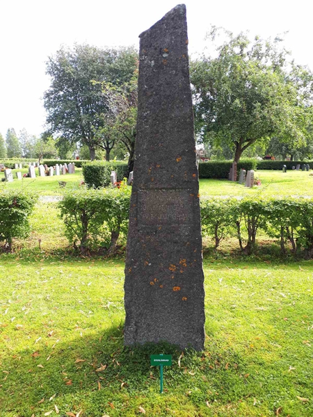 Gravnummer: GK F 4   332